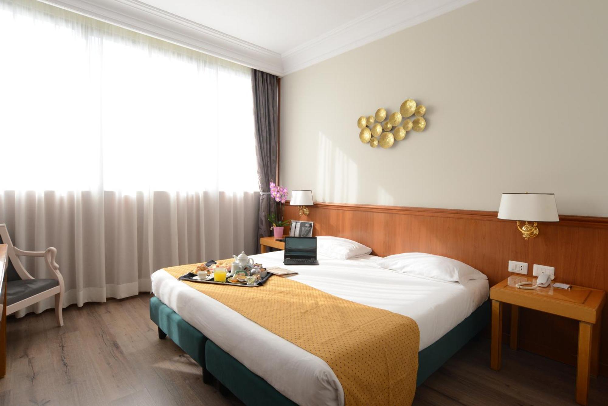 Hotel The Brand Roma Ngoại thất bức ảnh