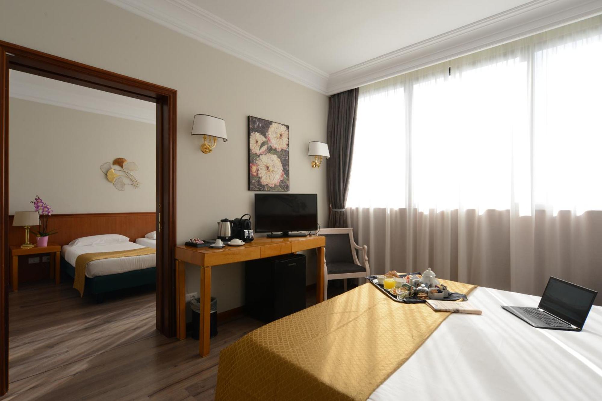 Hotel The Brand Roma Ngoại thất bức ảnh